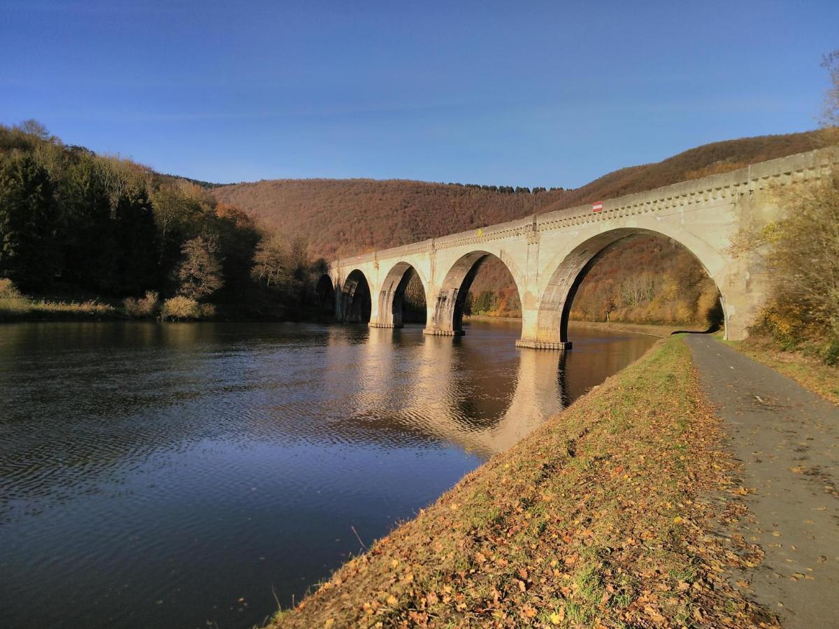 Entre Meuse Et Foret Revin  Екстериор снимка